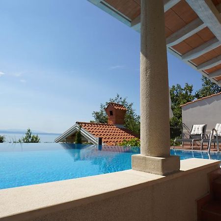 Apartments Villa Krasa Lovran Ngoại thất bức ảnh